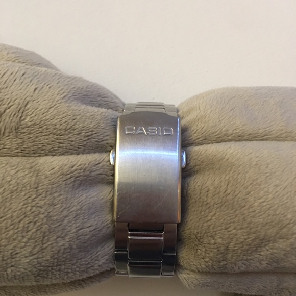 Casio Edifice Chronograph wr100m Mens Watch - Picture 4 of 4